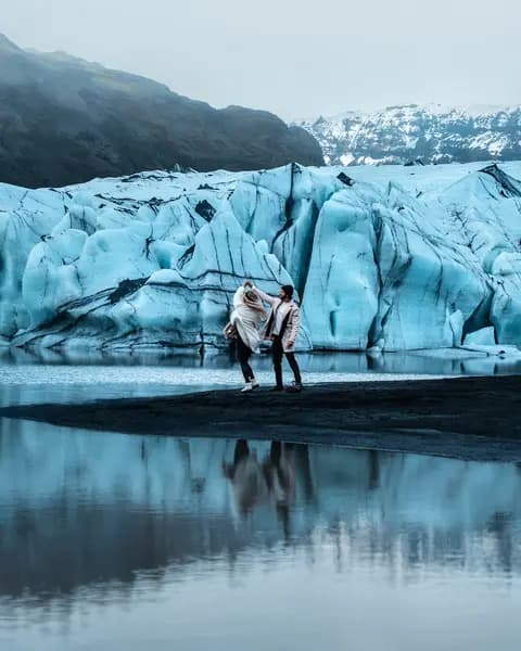 Couple Photoshoot Iceland